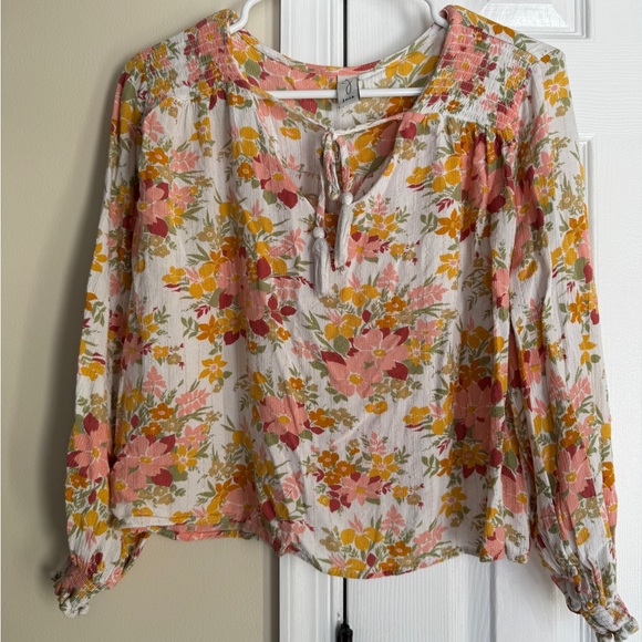 Joie Tops - Joie Floral Metallic Peasant Top EUC XL Womens Relaxed Fit Cropped Blouse